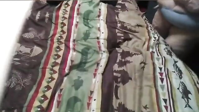 BBW on colorful patterned bedding in explicit pose, xHamster free porn