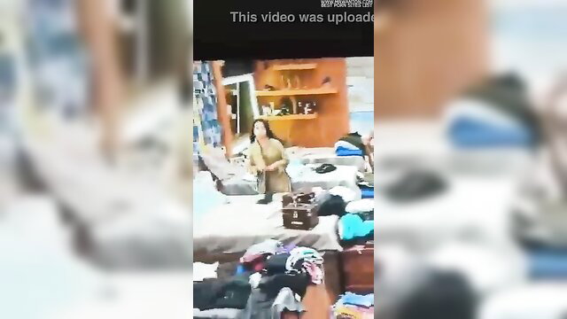 MC Mirella flashing peitinho in bedroom, hot Brazilian model tease