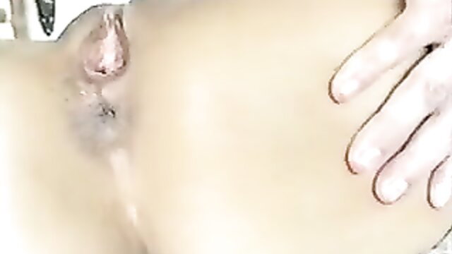 Arabic girl takes big cock up the ass in hardcore anal closeup