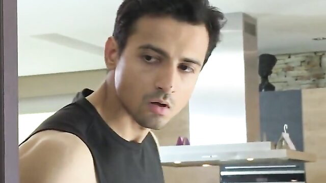 Hot Indian guy in tank top from Kaanta Bai ass-fuck scene