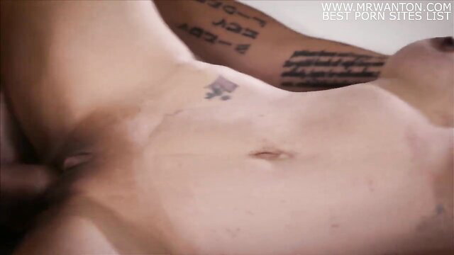 Latina stepmom tattooed crotch closeup in steamy fuck scene