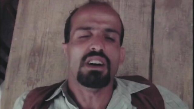 Penelope - Una domestica particolare 1996 man closeup screaming face restored