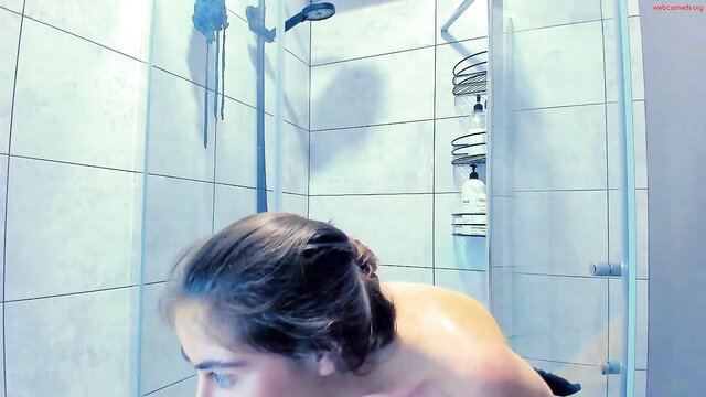 Tessarosse wet nude shower closeup, perfect body tessarosse_ chaturbate