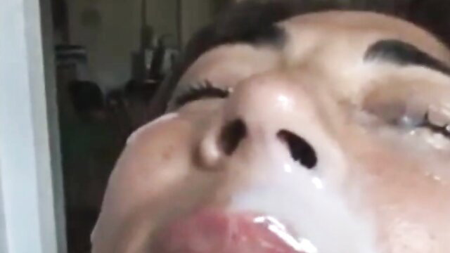 Brazilian MILF face covered in thick cumshot closeup