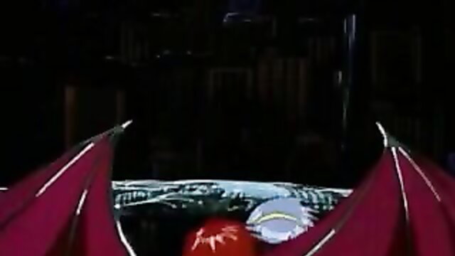 Hentai lesbian vampire with red wings sucking horny girl