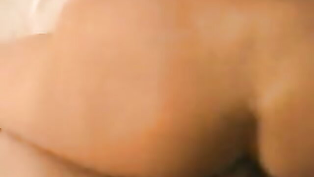 Louann amateur couple closeup of woman's curvy tan ass in bed