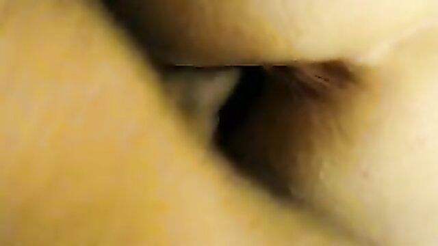 Blonde amateur Belinda closeup pussy fucking in explicit hardcore scene