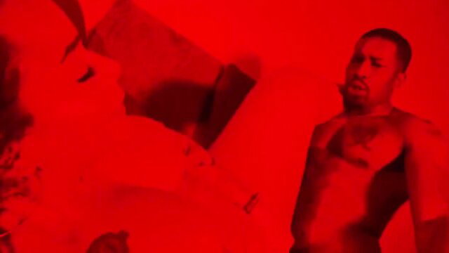 BadKittYYY tattooed curvy BBW big ass interracial hardcore