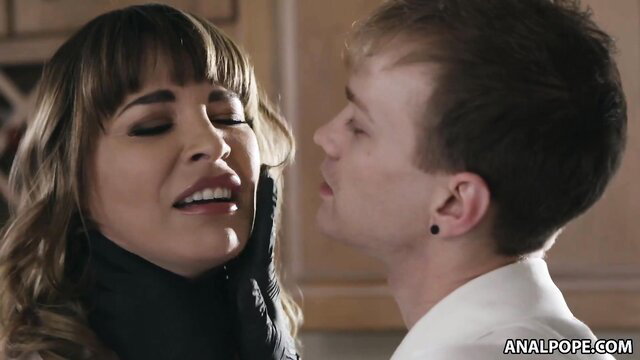 Dana DeArmond kissing psychopath stepson passionately closeup