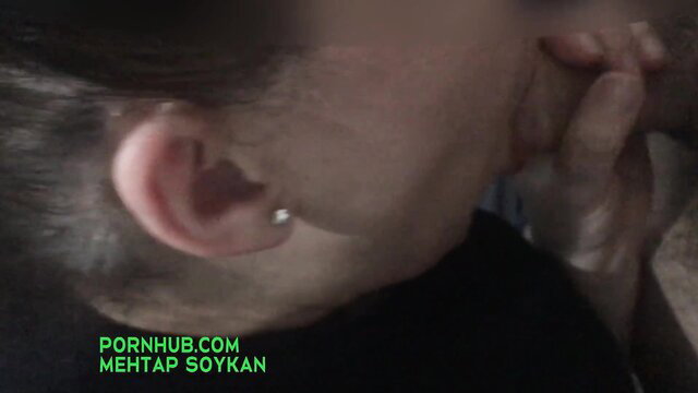 Turkish escort Arzu giving talkative blowjob for 250 TL