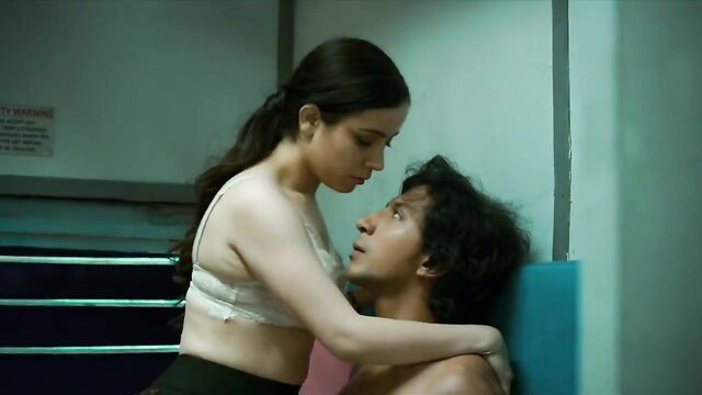 Indian actress Ruby Bajaj rides trainer in cowgirl, hot gym sex