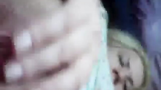 Blonde amateur fingering wet pussy closeup masturbation video