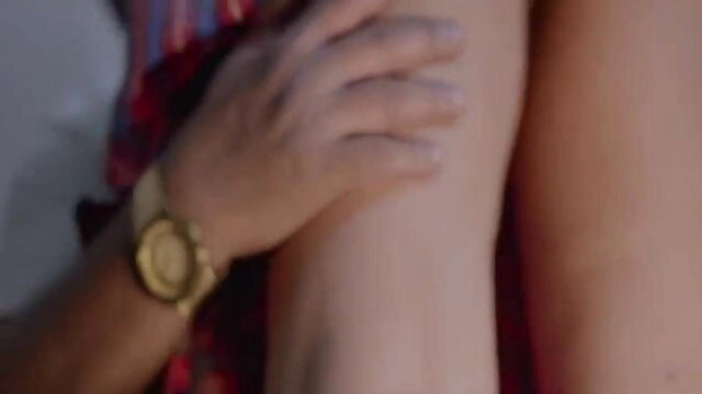 Indian hand on nude thigh in Desi tuition Kaand Ullu scene