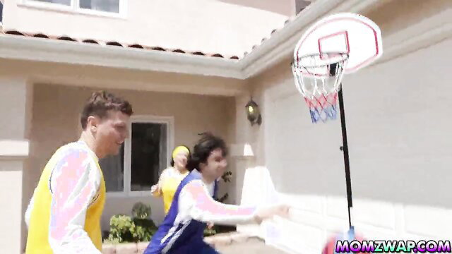 Stepmom and stepsiblings in sheer jerseys play basketball before group fuck
