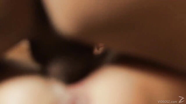 Deauxma hot lingerie MILF closeup neckline tease