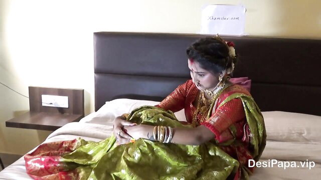 Desi bride in green saree on honeymoon bed, tight pussy ready