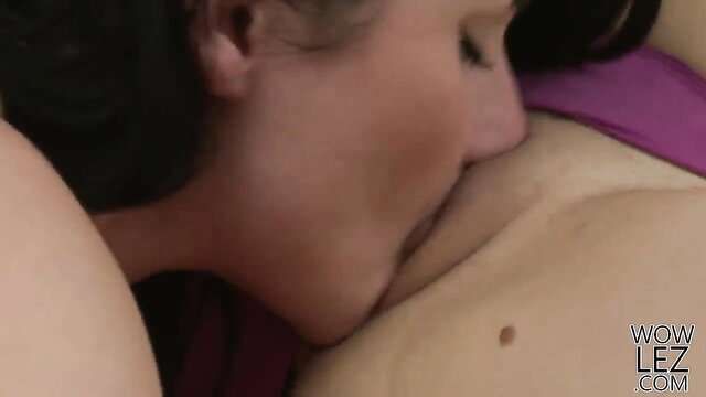 Veruca James licks Shauna Skye's pussy in hot lesbian scene