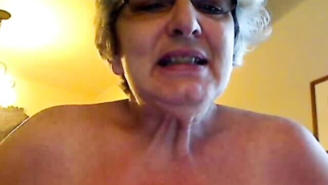 Older webcam babe with huge tits showing curves and wet snatch