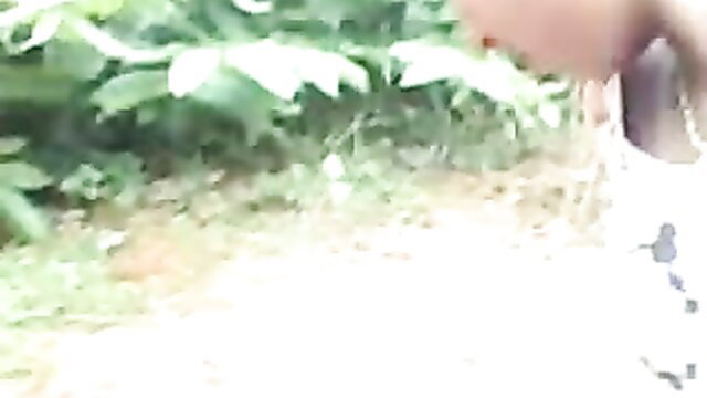Amateur outdoor tit tease, girlfriend's big tits dripping wet in nature