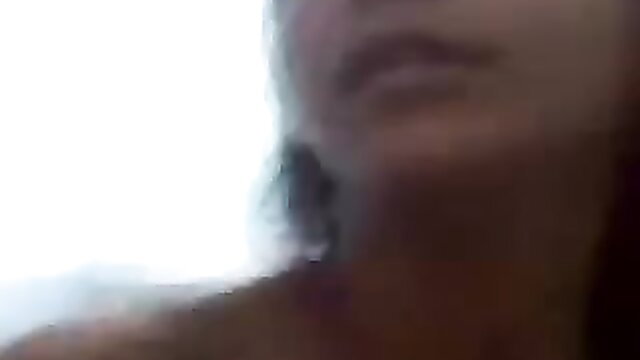 Stunning cam babe closeup lips and neck, sexy body tease