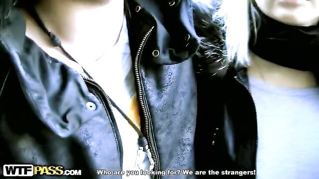 Blonde stranger in leather jacket teases cleavage in wild public pickup