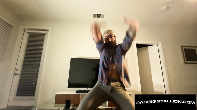 Vince Parker and Jake Nicola wild striptease shirtless muscular hunks