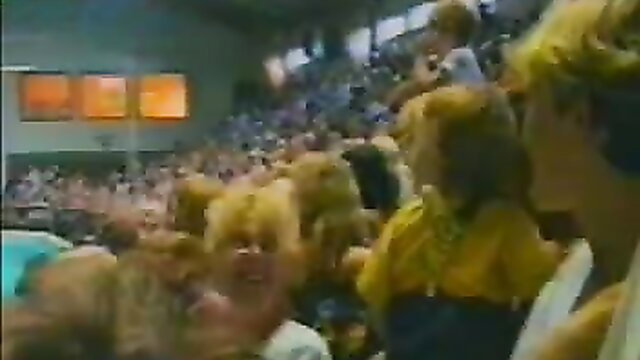 Die Kirschmund hairy pussy stuffed, saggy tits bounce in crowd orgy