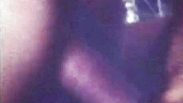 Ron Jeremy & Ginger Lynn eat Peach Pie's wet pussy in retro threesome