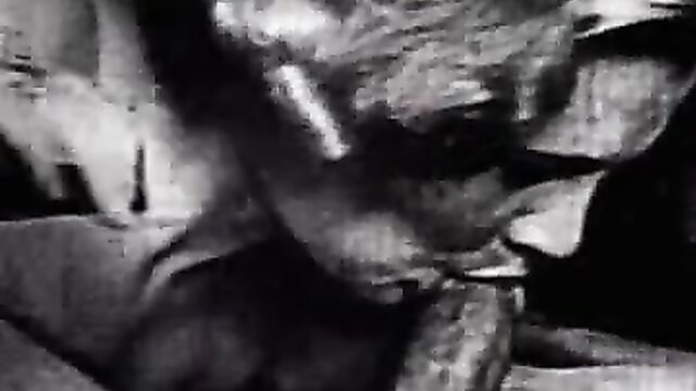 Vintage threesome closeup hairy teen pussy licking outdoor