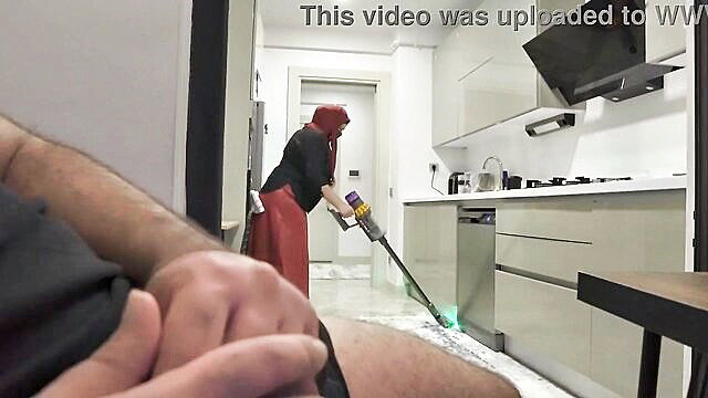 Hijab stepmom with huge ass caught vacuuming, guy jerks off POV