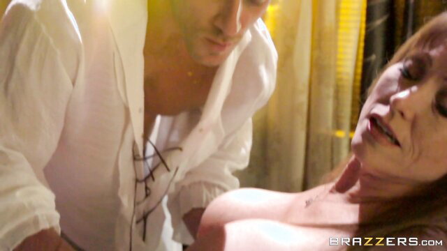 Darla Crane deepthroats Johnny Sins in steamy Brazzers blowjob