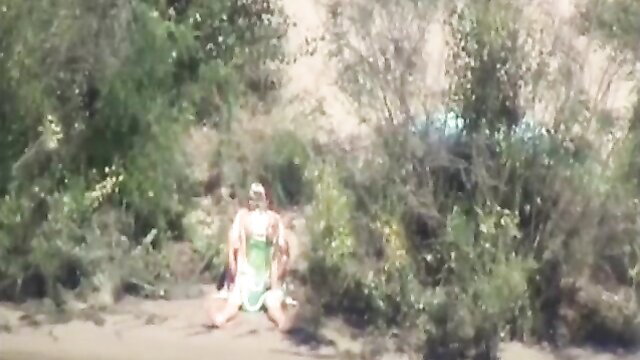 Naughty couple caught intimate in bushes, outdoor amateur spy cam