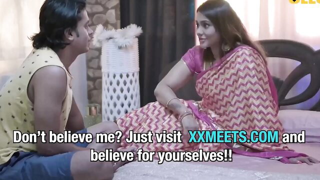 Desi bhabhi in pink saree teases hunk in hot steamy sex tape