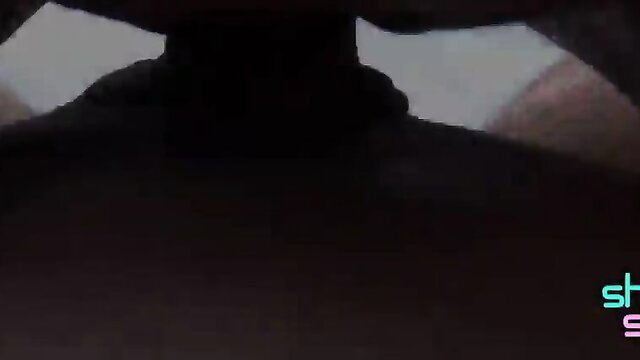 ShelbyShow's big bouncing natural tits in closeup neck view