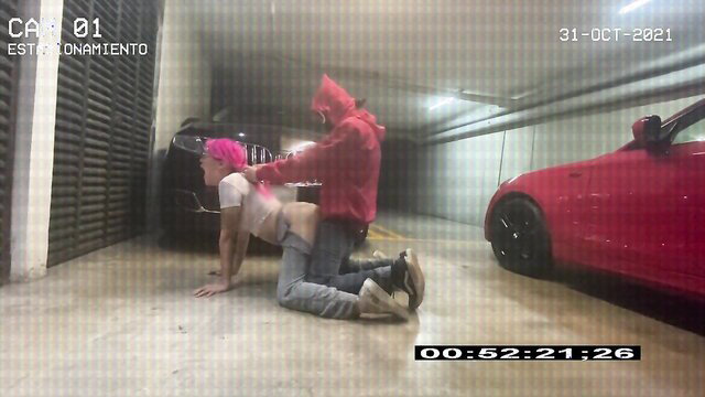 Halloween Squid Game prank: Red Devil fucks pink-haired girl doggystyle in garage