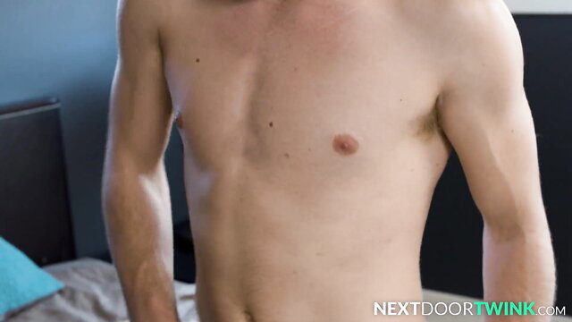 Scott Finn and Micah West nude tongue tease, ripped white twinks