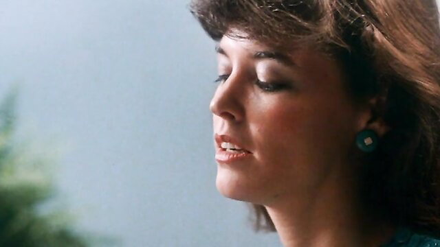 Vintage brunette with perky tits closeup, sensual gaze in wild edging scene