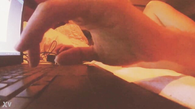 Missy Jubilee's shaved pussy pounded in hardcore webcam marathon