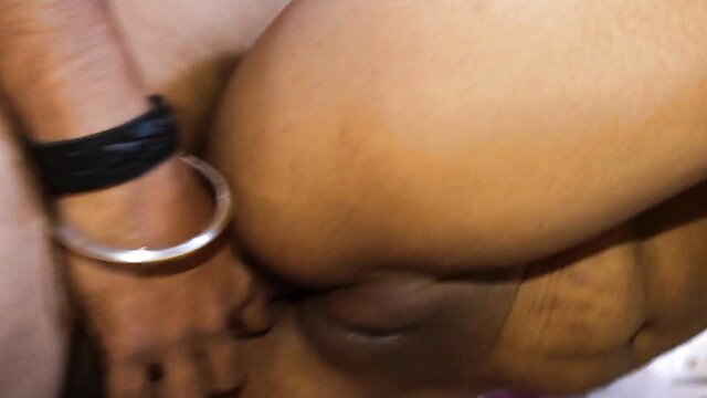 Desi girl big booty closeup in wild gangbang with stepson mate