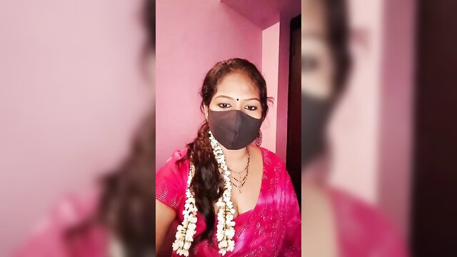 Indian webcam girl Phoenix in pink saree, jasmine garland, mask, long braid