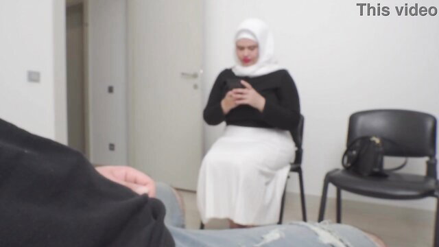 Muslim hijab MILF in waiting room sees dick flash jerk off