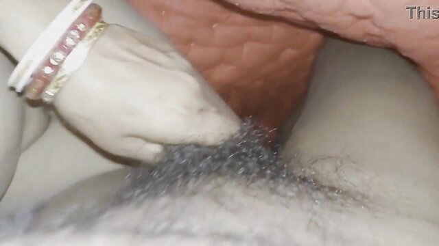 Desi maid hand stroking bushy pussy closeup in xxx vid