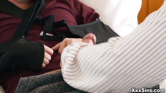 Dana Vespoli fingers Ricky Spanish's cock with arm in sling