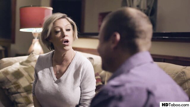 Dee Williams shocked in taboo foursome with Maya Kendrick