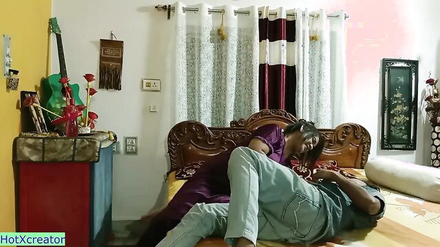 Indian MILF aunty in purple saree fucks hot BA pass boy on bed