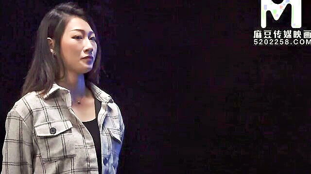 Ye Qiaoxuan sexy closeup in open plaid shirt, Madou Media tease