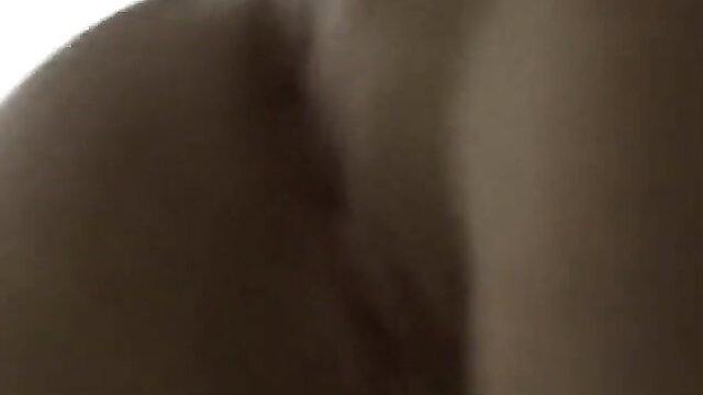 Blurry closeup of Czech blonde MILF's curvy shoulder and hair in street pickup tease