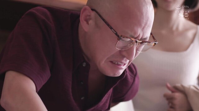 Tsukasa Aoi grimacing as father-in-law nears her tongue in JAV