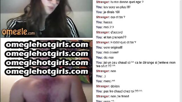 18yo French teen shows nice young tits on Omegle