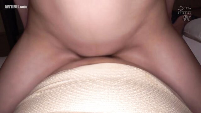 Yuu Shinoda pregnant Japanese wife closeup pussy squatting nude